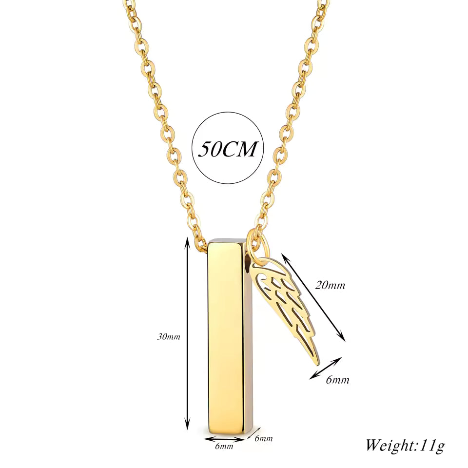 Almas Herzstück mit Gravur