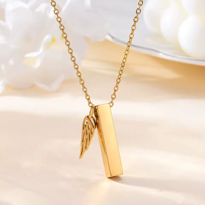 Almas Herzstück mit Gravur